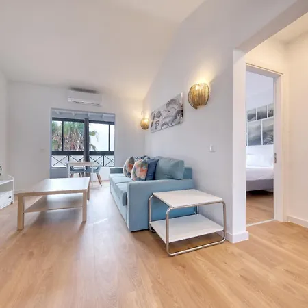 Дом отдыха Casa Ondina - 500m To The By Lanzarote Пуэрто дель Кармен