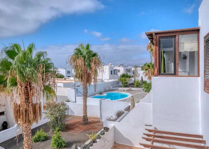 Дом отдыха Casa Ondina - 500m To The By Lanzarote *